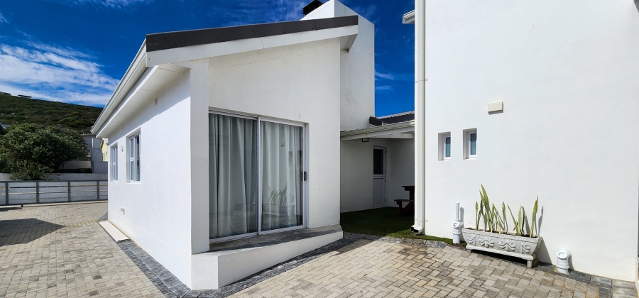 4 Bedroom Property for Sale in Agulhas Western Cape